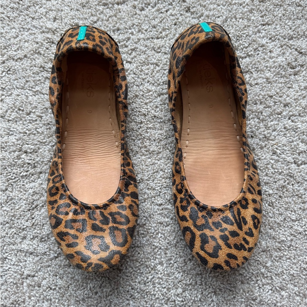 Tieks leopard sz9 EUC